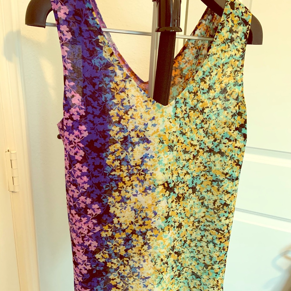 CAbi spring top NWOT